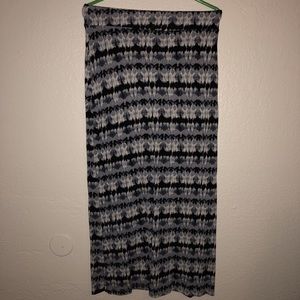 Adorable long skirt!!